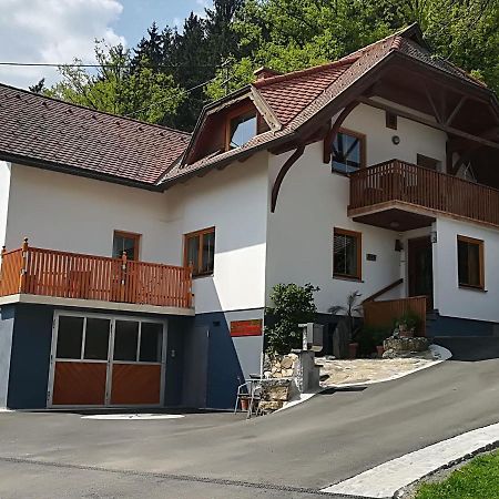 Ferienwohnungen Klimbacher 볼프스베르크 외부 사진